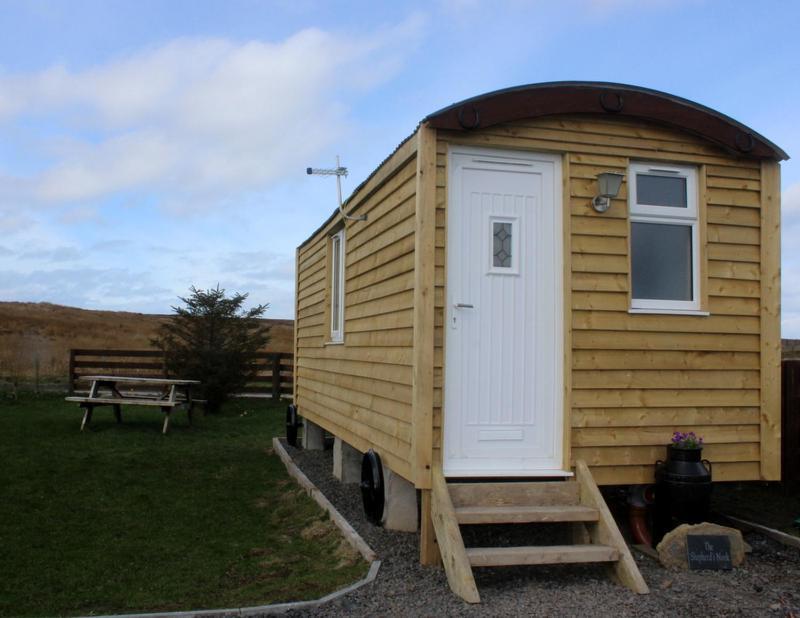 Hillside Camping Pods And Shepherd'S Hut Wick  Dış mekan fotoğraf